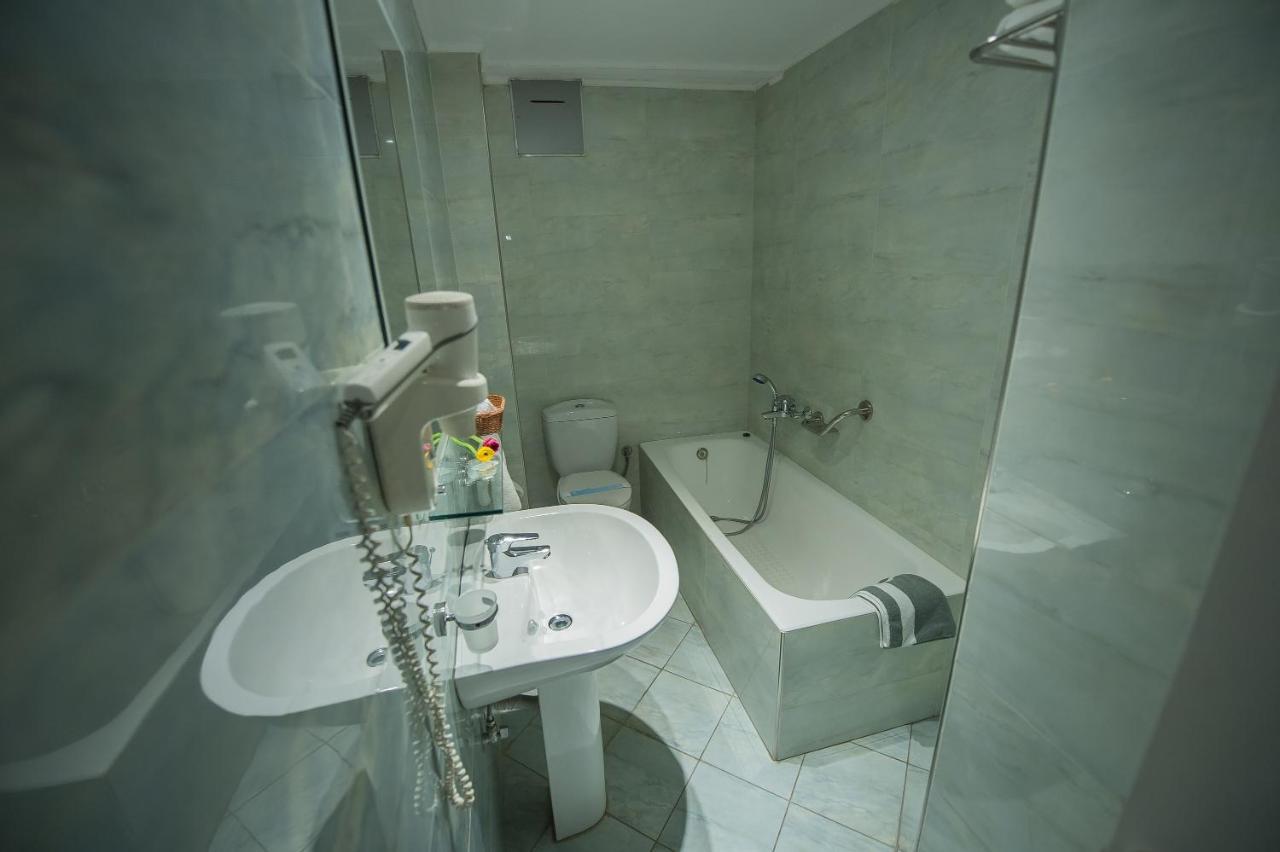 Hotel Olympos Pyrgos  Ngoại thất bức ảnh