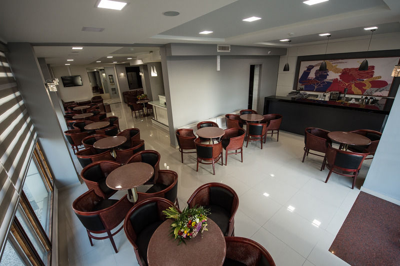 Hotel Olympos Pyrgos  Ngoại thất bức ảnh